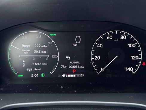 Used 2025 Honda CR-V Sport-L image 33