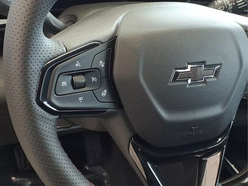 New 2026 Chevrolet Trax RS FWD image 9
