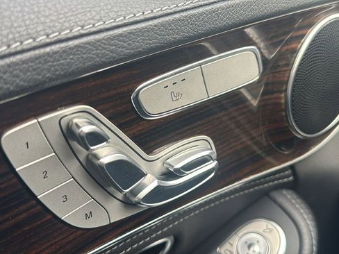 Used 2015 Mercedes-Benz C 300 4MATIC Sedan image 24