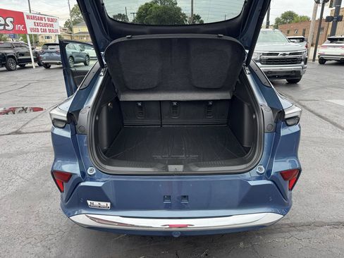 Used 2025 Buick Envista Avenir FWD image 26