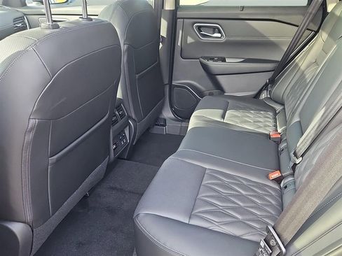 New 2026 Nissan Rogue Platinum w/ Platinum Premium Package image 21