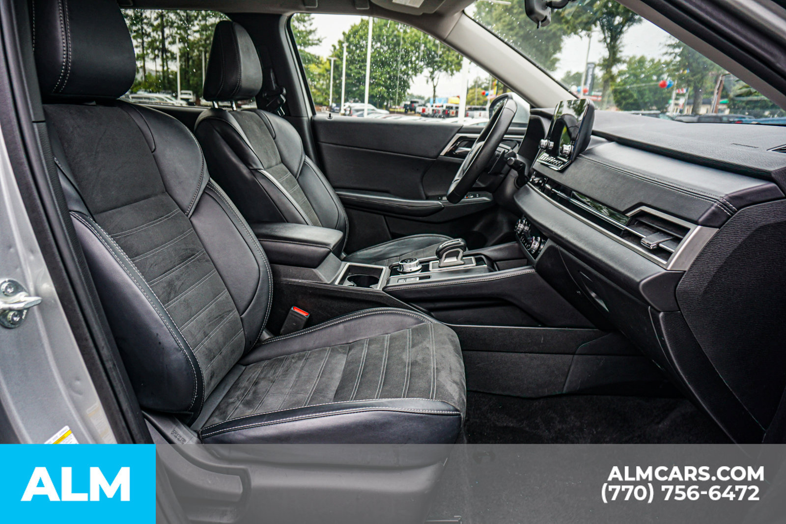 Used 2024 Mitsubishi Outlander SE FWD image 24