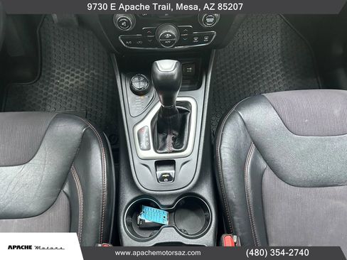 Used 2014 Jeep Cherokee Trailhawk w/ Comfort/Convenience Group image 28