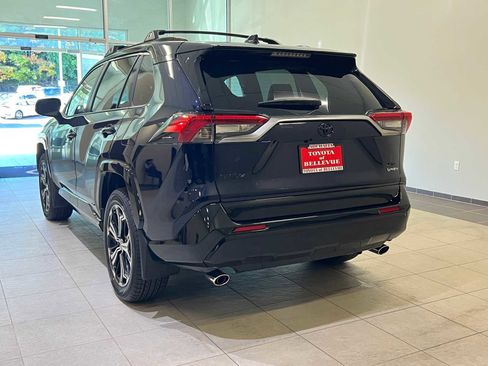 Certified 2025 Toyota RAV4 XSE image 4