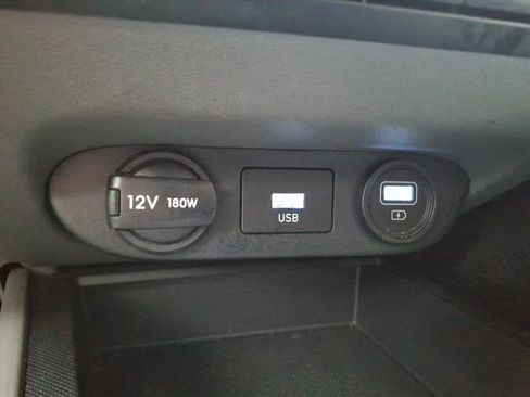 Certified 2023 Hyundai Elantra SEL image 21