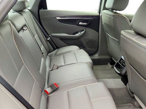 Used 2016 Chevrolet Impala LTZ FWD image 22