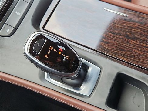 Used 2018 Buick LaCrosse Avenir image 16