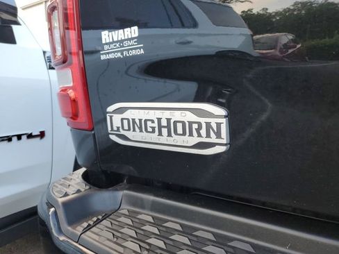Used 2022 RAM 3500 Limited AWD/4WD image 7