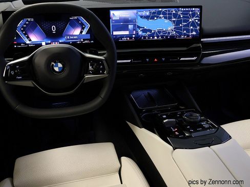 Certified 2024 BMW 530i xDrive w/ Premium Package image 16