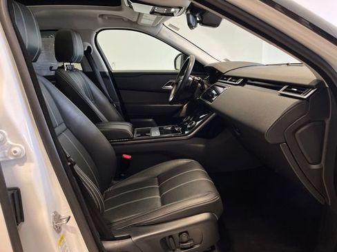 Used 2020 Land Rover Range Rover Velar S AWD/4WD image 32