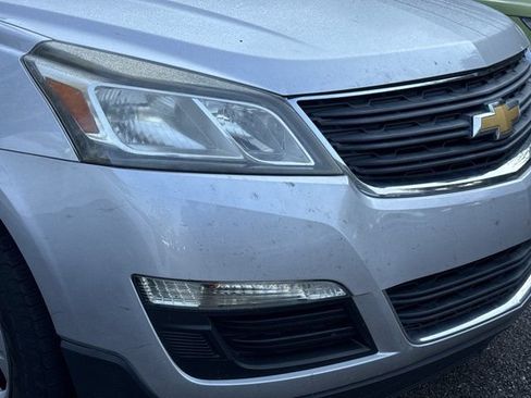 Used 2017 Chevrolet Traverse LS w/ LPO, 'HIT The Road' Package FWD image 7