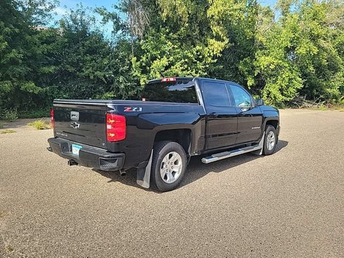 Used 2018 Chevrolet Silverado 1500 LT w/ All Star Edition AWD/4WD image 14