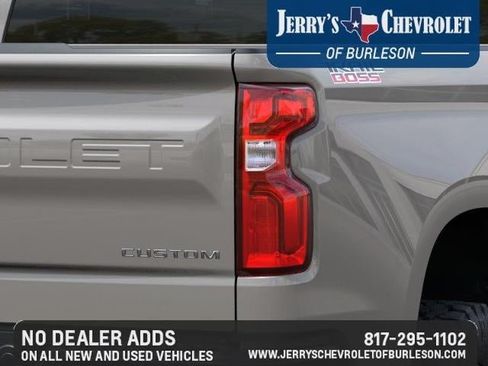 New 2026 Chevrolet Silverado 1500 Custom Trail Boss AWD/4WD image 13