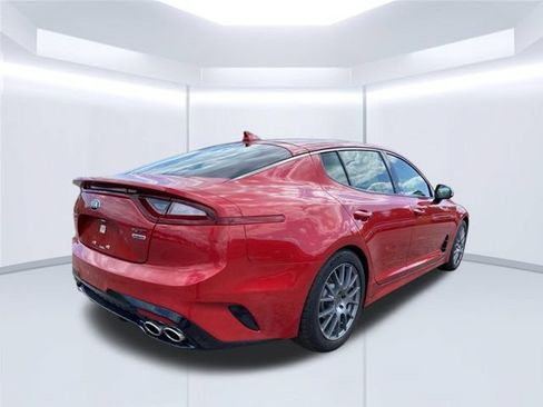 Used 2018 Kia Stinger GT2 AWD/4WD image 5