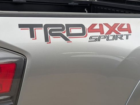 Used 2023 Toyota Tacoma TRD Sport AWD/4WD image 32