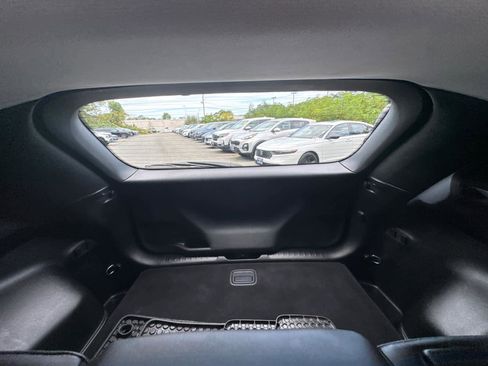 Used 2020 Jeep Cherokee Latitude Plus w/ Cold Weather Group image 37