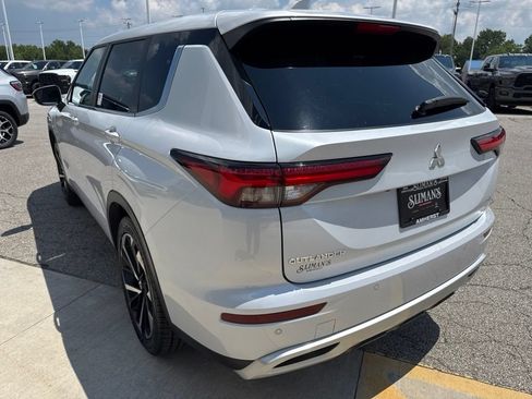 Used 2024 Mitsubishi Outlander SE FWD image 6