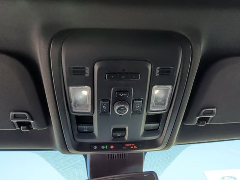 Used 2023 Chevrolet Tahoe RST w/ Luxury Package AWD/4WD image 23