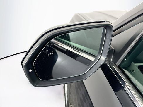 Used 2023 Volkswagen Atlas SE FWD image 16