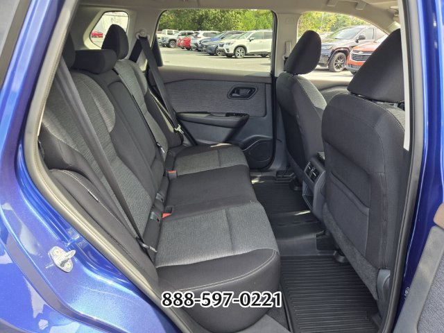 Used 2021 Nissan Rogue S FWD image 16