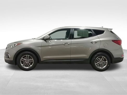 Used 2017 Hyundai Santa Fe Sport FWD image 8