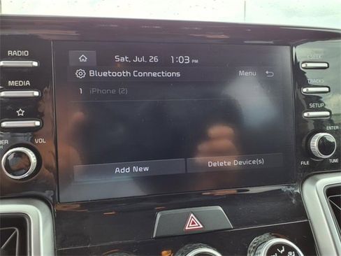 Used 2021 Kia Sorento LX image 8