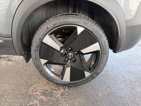 Used 2026 Nissan Kicks SR FWD image 29