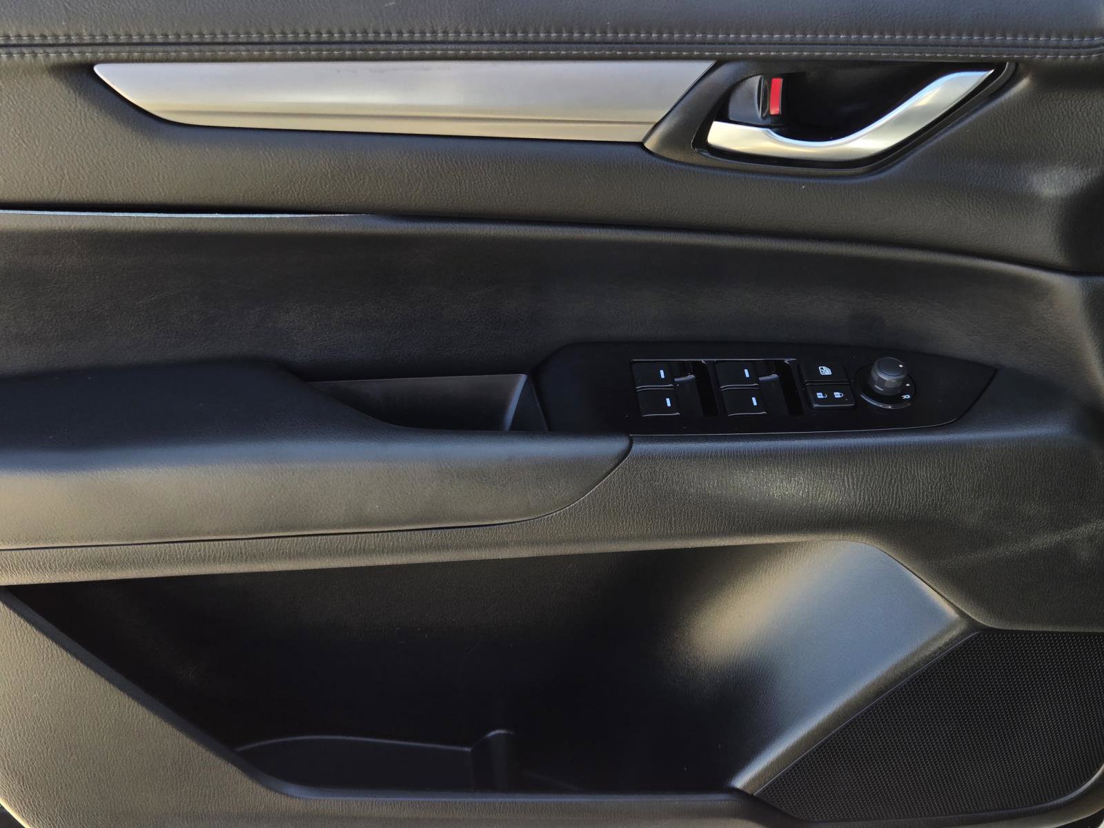 Used 2021 MAZDA CX-5 Touring FWD image 23