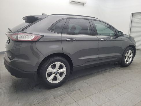 Used 2018 Ford Edge SE image 10