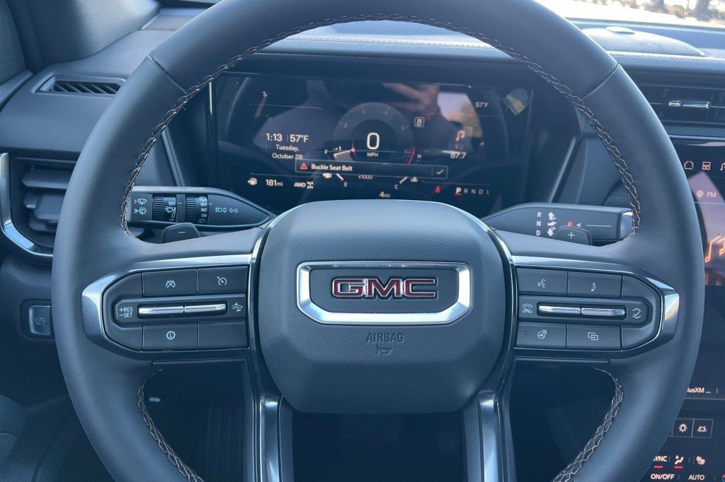 New 2026 GMC Terrain AT4 w/ Technology Package II AWD/4WD image 21