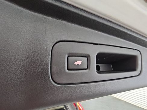 Used 2016 Honda CR-V Touring image 37