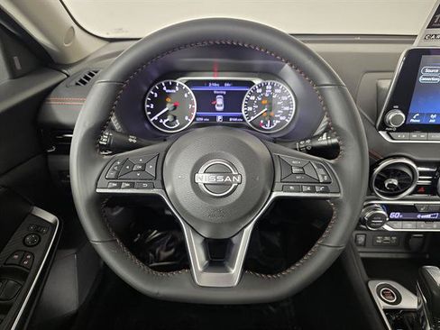 Used 2024 Nissan Sentra SR FWD image 28
