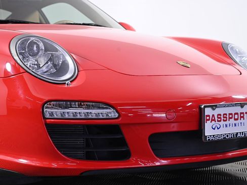 Used 2009 Porsche 911 Carrera image 2