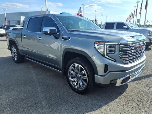 Used 2025 GMC Sierra 1500 Denali w/ Denali Reserve Package AWD/4WD image 1