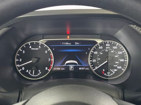Used 2024 Nissan Sentra SV FWD image 23