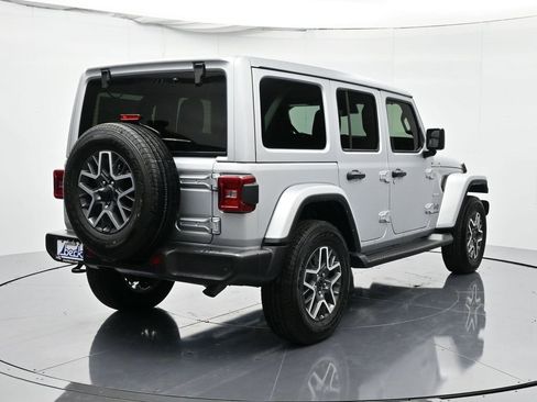 New 2024 Jeep Wrangler Unlimited Sahara w/ Technology Group image 5