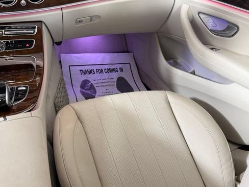 Used 2019 Mercedes-Benz E 300 4MATIC image 25