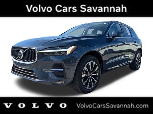 Certified 2023 Volvo XC60 B5 Core image 10