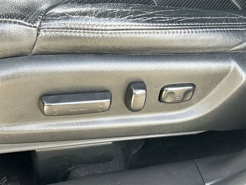 Used 2016 Honda CR-V Touring image 17