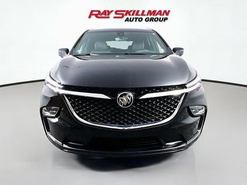Used 2022 Buick Enclave Avenir w/ Avenir Technology Package AWD/4WD image 2