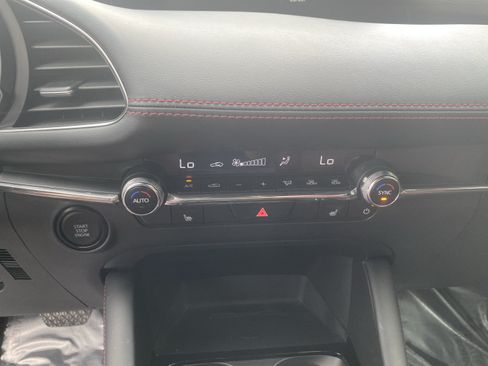 Used 2026 MAZDA MAZDA3 Carbon AWD/4WD image 22
