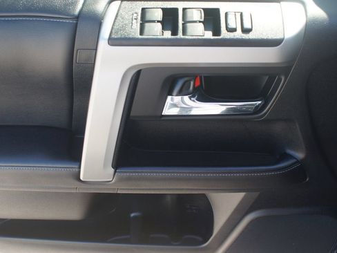 Used 2024 Toyota 4Runner SR5 RWD image 27