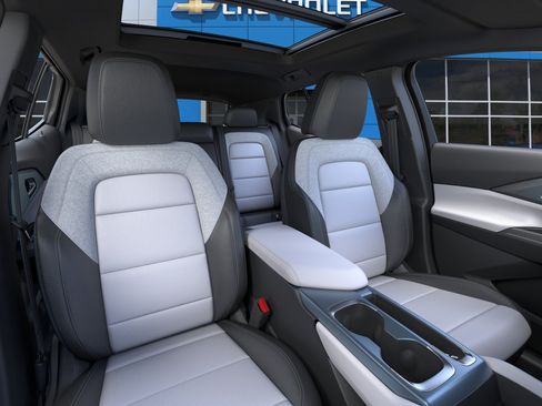 New 2026 Chevrolet Equinox EV LT FWD image 16