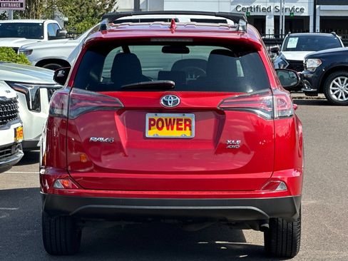 Used 2017 Toyota RAV4 XLE w/ All Weather Liner Package AWD/4WD image 5