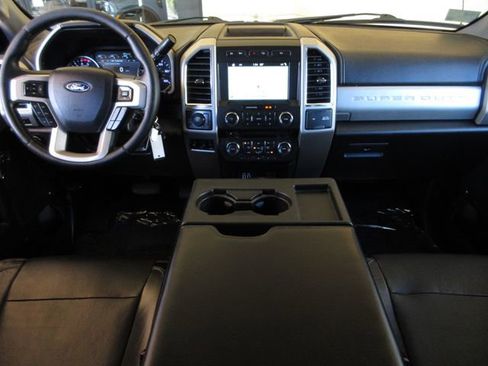 Used 2018 Ford F250 Lariat image 21