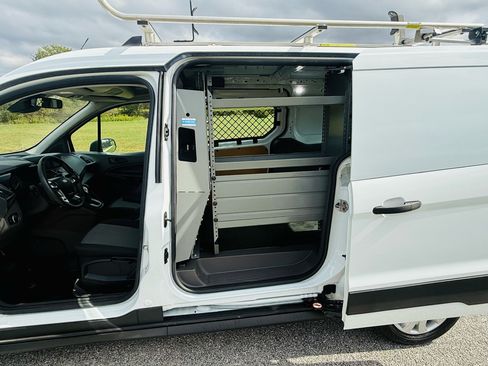 Used 2020 Ford Transit Connect XL image 3