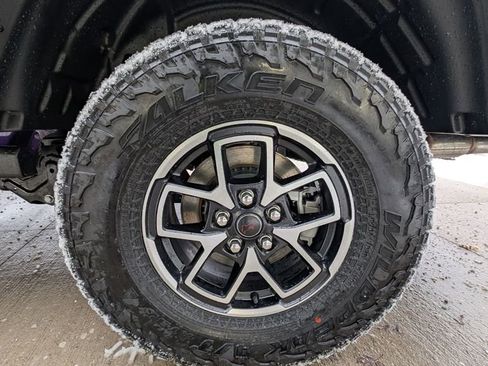 New 2026 Jeep Gladiator Rubicon w/ Steel Power Dome Hood Package AWD/4WD image 43