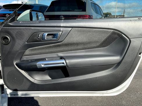 Used 2024 Ford Mustang Coupe image 22
