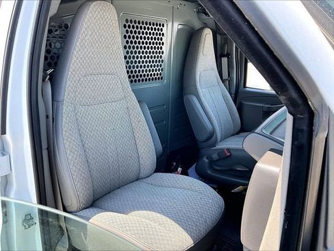 New 2025 Chevrolet Express 2500 w/ Enhanced Convenience Package RWD image 27