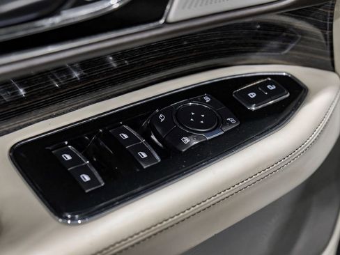 Used 2021 Lincoln Navigator L Black Label w/ Cargo Convenience Package image 48